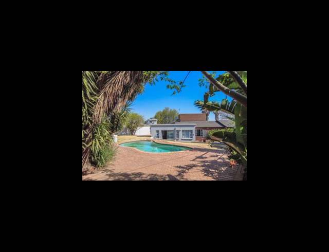 4 BEDROOM HOUSE FOR SALE IN GLENVISTA